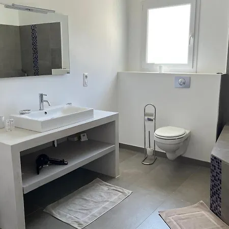 10 Beds - Pool Alata